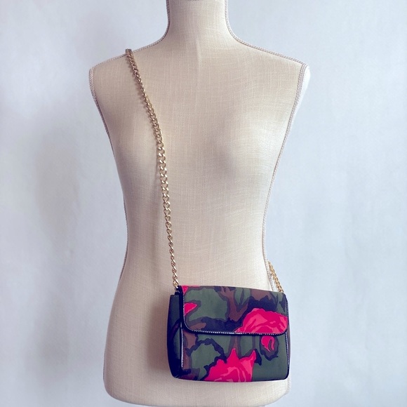 Trina Turk Camo & Pink Multi Wear Clutch Crossbody Bag - Picture 1 of 8